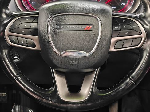 Used 2021 Dodge Charger SXT w/ Leather Interior Group RWD image 5