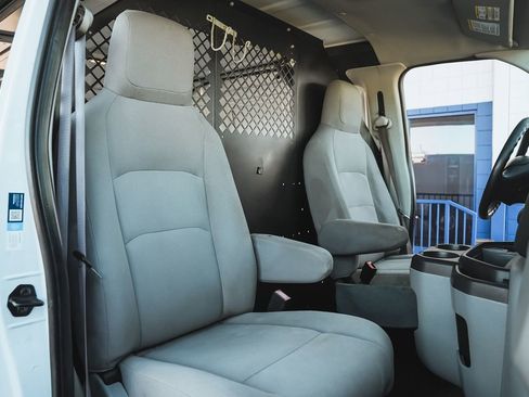 Used 2013 Ford E-150 and Econoline 150 image 15