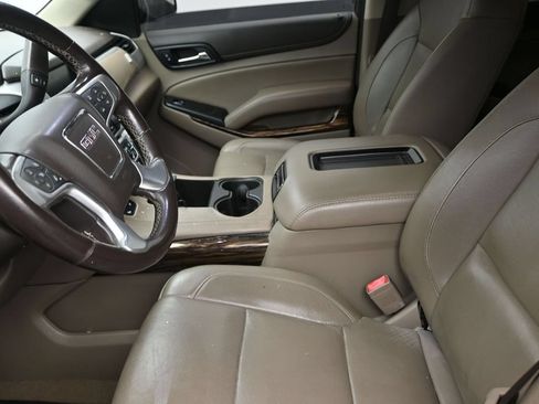 Used 2020 GMC Yukon SLT w/ Open Road Package RWD image 11