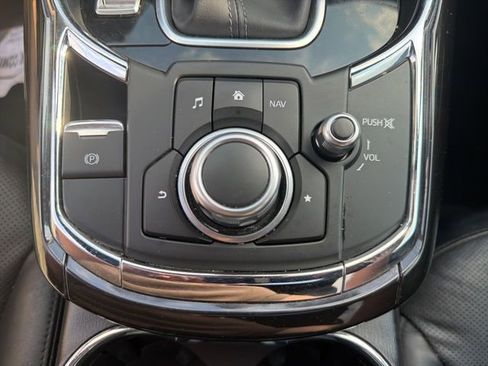 Used 2018 MAZDA CX-9 Grand Touring image 16