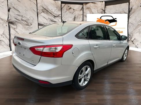 Used 2014 Ford Focus SE FWD image 10