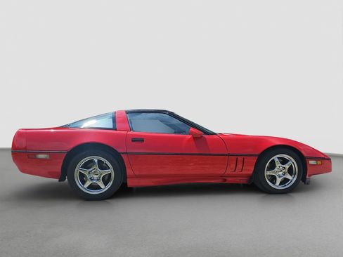 Used 1990 Chevrolet Corvette ZR-1 image 7