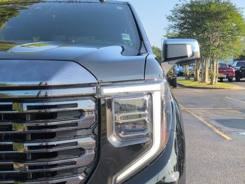 Used 2023 GMC Sierra 1500 Denali Ultimate AWD/4WD image 13