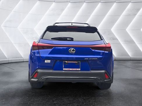 Used 2023 Lexus UX 250h F Sport image 4