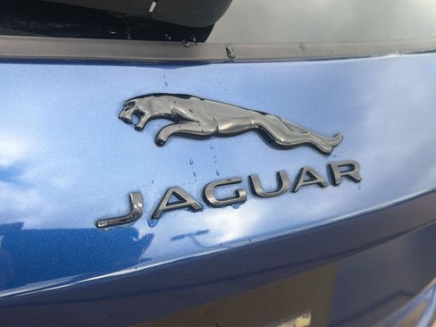Used 2021 Jaguar F-PACE R-Dynamic S AWD/4WD image 12