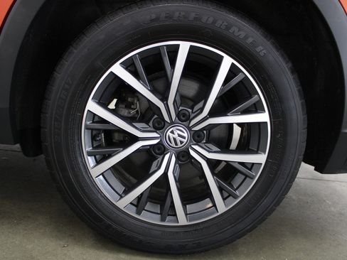 Used 2019 Volkswagen Tiguan SE image 8