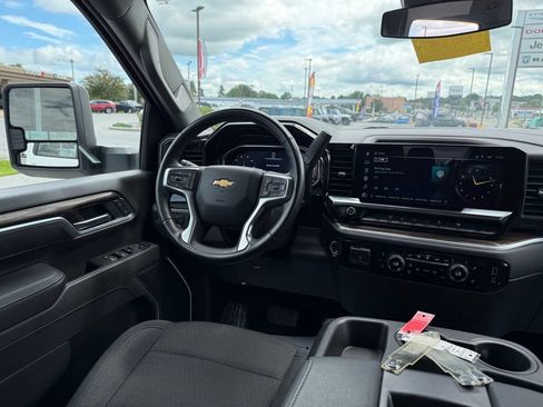Used 2025 Chevrolet Silverado 2500 LT w/ Convenience Package AWD/4WD image 31