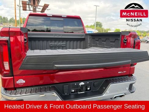 Used 2024 GMC Sierra 1500 SLT w/ SLT Premium Plus Package AWD/4WD image 34