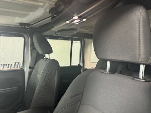 Used 2020 Jeep Wrangler Unlimited Sport S AWD/4WD image 10