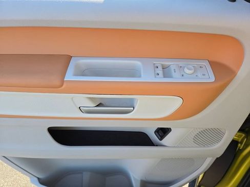 New 2025 Volkswagen ID. Buzz 1st Edition AWD/4WD image 10
