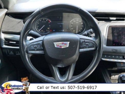 Used 2020 Cadillac XT4 Premium Luxury image 14