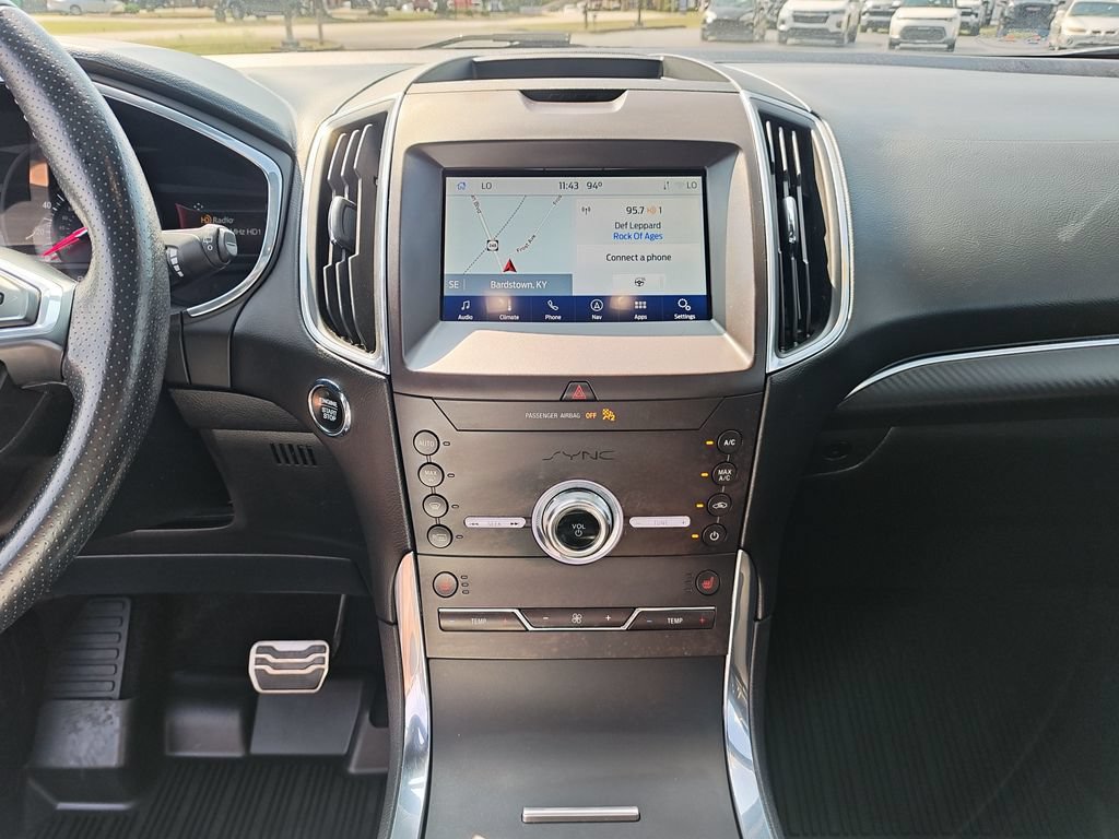 Used 2020 Ford Edge ST w/ Cold Weather Package AWD/4WD image 21