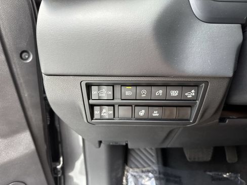 Used 2023 Toyota Tundra Platinum w/ Advanced Package AWD/4WD image 56