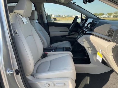 Used 2026 Honda Odyssey EX-L image 33