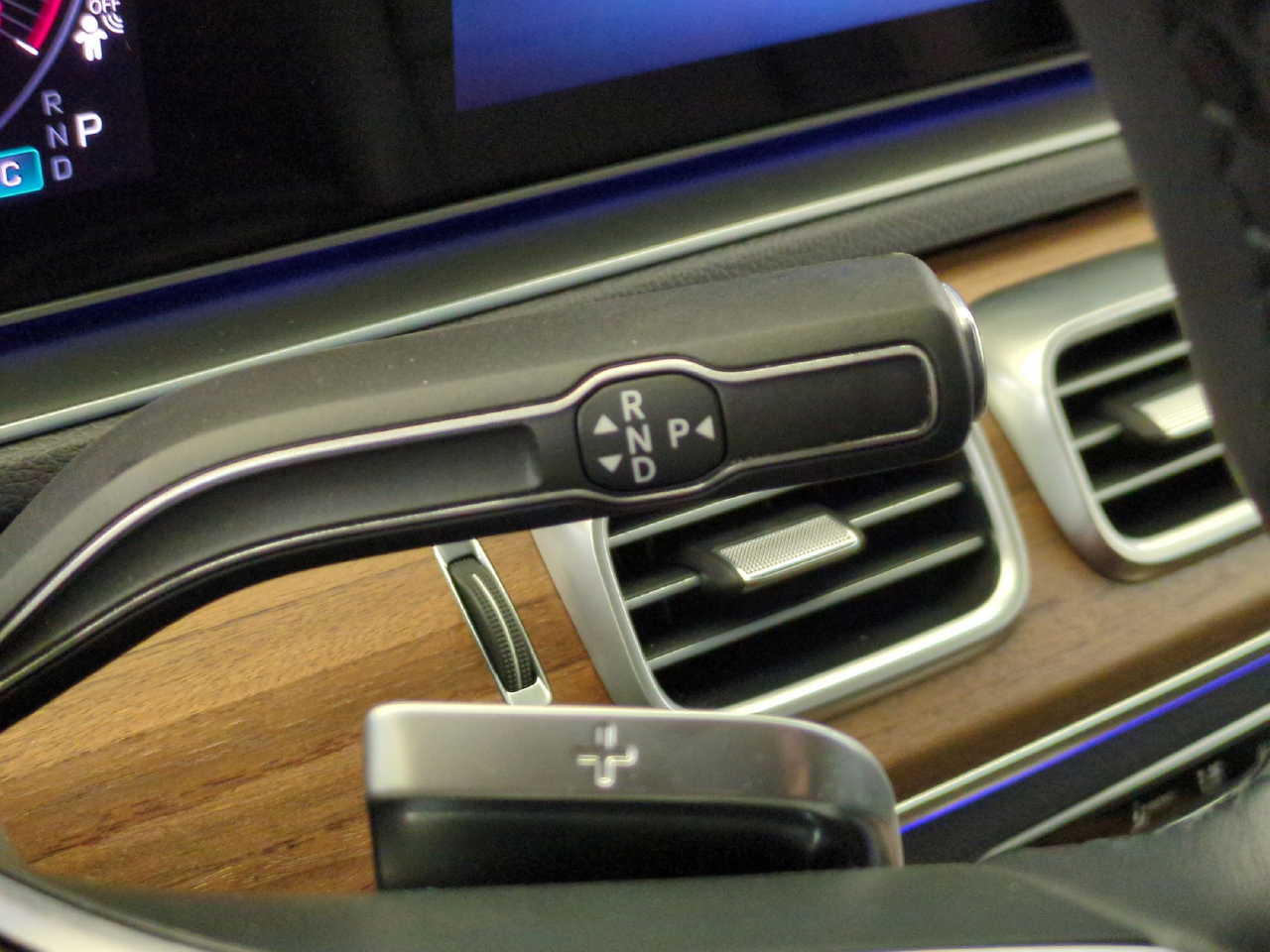 Certified 2025 Mercedes-Benz GLE 350 4MATIC image 13