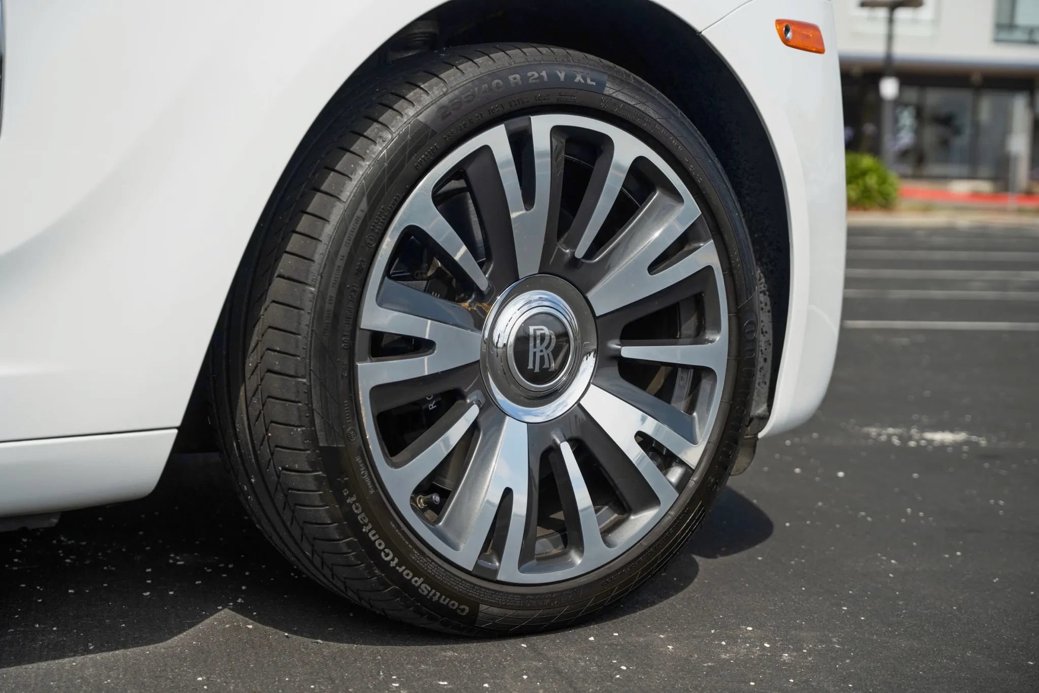 Used 2018 Rolls-Royce Ghost RWD image 42