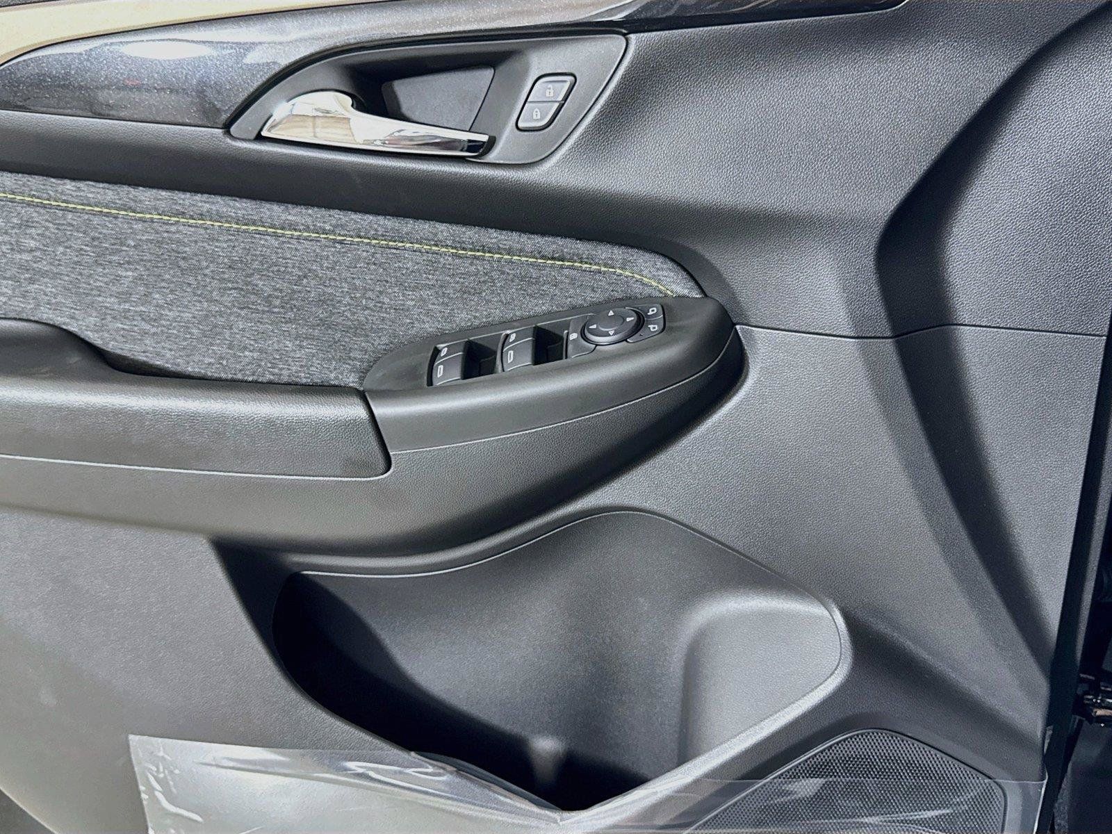 New 2026 Chevrolet TrailBlazer ACTIV w/ Driver Confidence Package FWD image 15