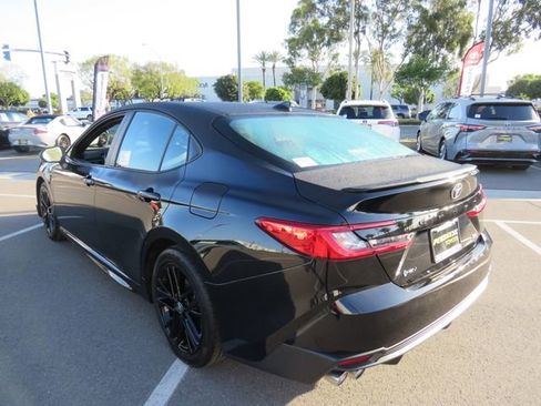 Certified 2026 Toyota Camry SE image 8