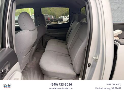 Used 2011 Toyota Tacoma PreRunner w/ TRD Sport Pkg RWD image 18