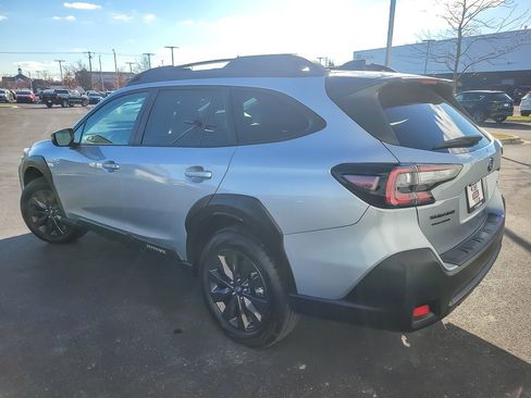 Certified 2025 Subaru Outback Onyx Edition image 6