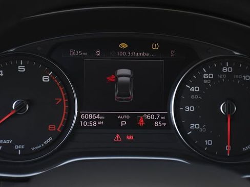 Used 2023 Audi Q5 2.0T Premium w/ Convenience Package AWD/4WD image 10