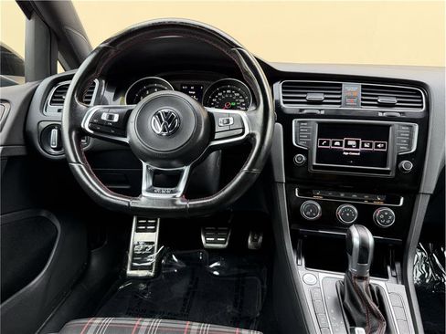 Used 2017 Volkswagen GTI S image 15