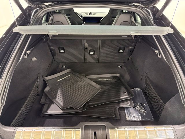 Used 2024 Porsche Panamera RWD image 25