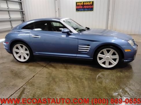 Used 2005 Chrysler Crossfire Limited image 2