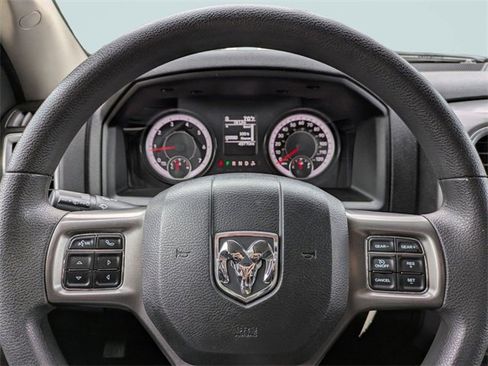 Used 2024 RAM 1500 Classic SLT image 29