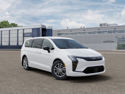 New 2027 Chrysler Pacifica Select AWD/4WD image 23
