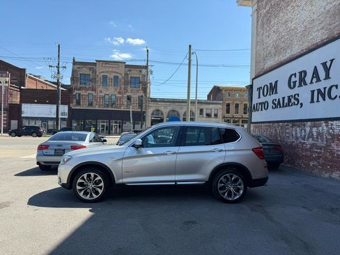 Used 2016 BMW X3 xDrive28i AWD/4WD image 5
