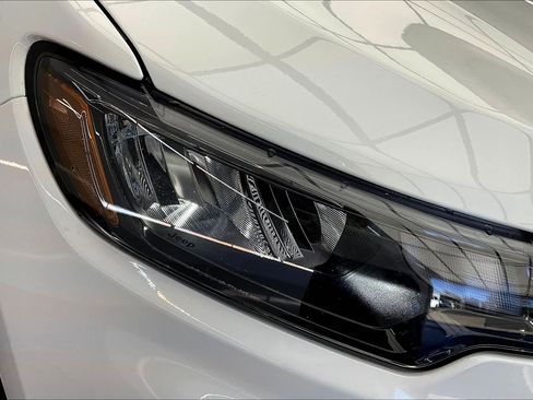 New 2026 Jeep Compass Limited image 15