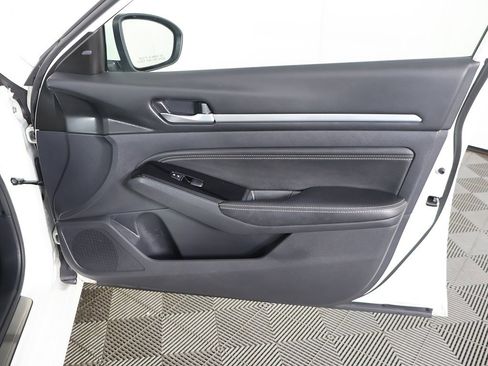 Used 2023 Nissan Altima 2.5 SL image 26