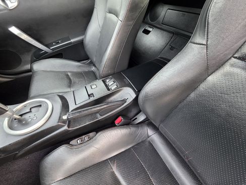 Used 2005 Nissan 350Z Touring image 35