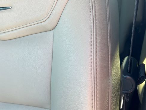 Certified 2018 Cadillac XT5 FWD image 15