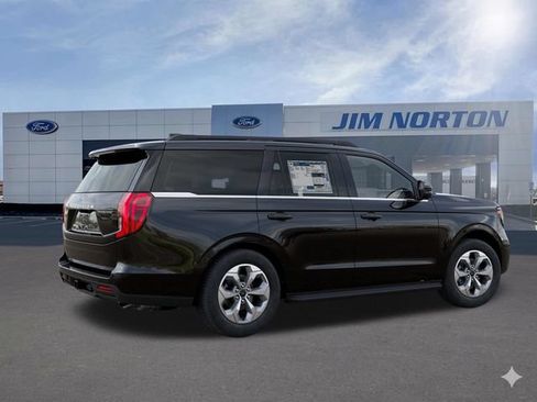 New 2027 Ford Expedition Active RWD image 8