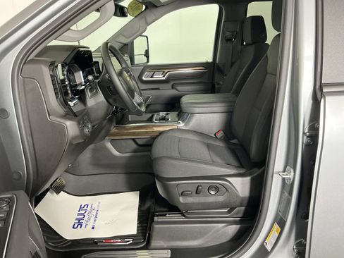 Used 2025 Chevrolet Silverado 2500 LT w/ All Star Edition image 30