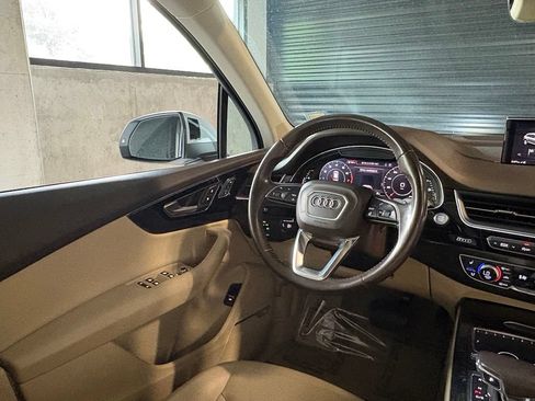 Used 2018 Audi Q7 3.0T Premium Plus AWD/4WD image 16