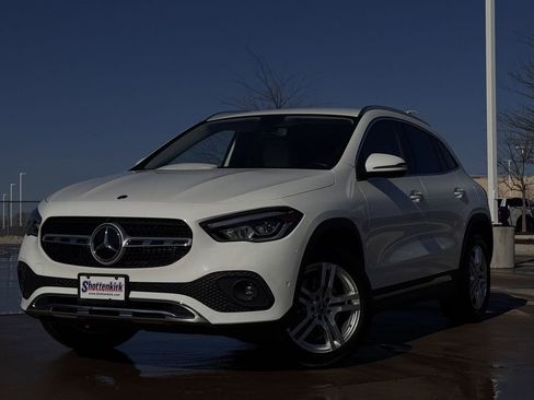 Used 2023 Mercedes-Benz GLA 250 4MATIC image 2
