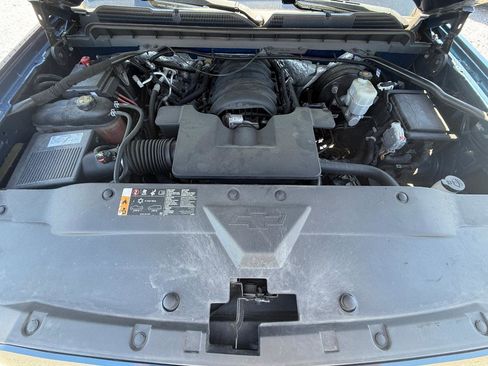 Used 2017 Chevrolet Silverado 1500 LTZ Z71 w/ LTZ Plus Package AWD/4WD image 10
