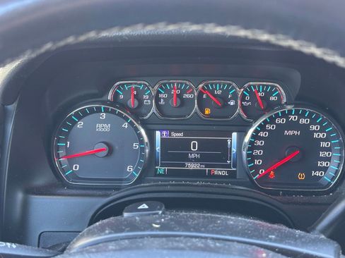 Used 2019 Chevrolet Tahoe LT image 34