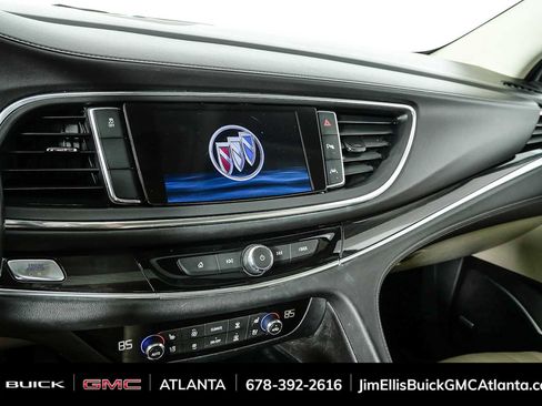 Used 2020 Buick Enclave Premium w/ Sun and Sites Package FWD image 13