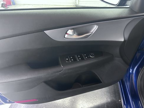 Used 2022 Kia Forte LXS FWD image 39