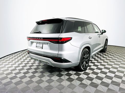 New 2025 Lexus TX 500h AWD image 7