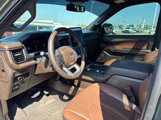 Used 2024 Ford Expedition Max King Ranch AWD/4WD image 8