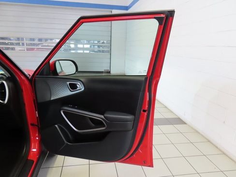 Used 2024 Kia Soul LX w/ Option Group 015 image 23