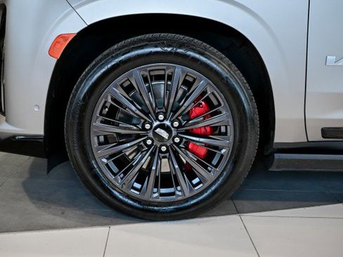 Used 2023 Cadillac Escalade V w/ LPO, ONYX Package image 56