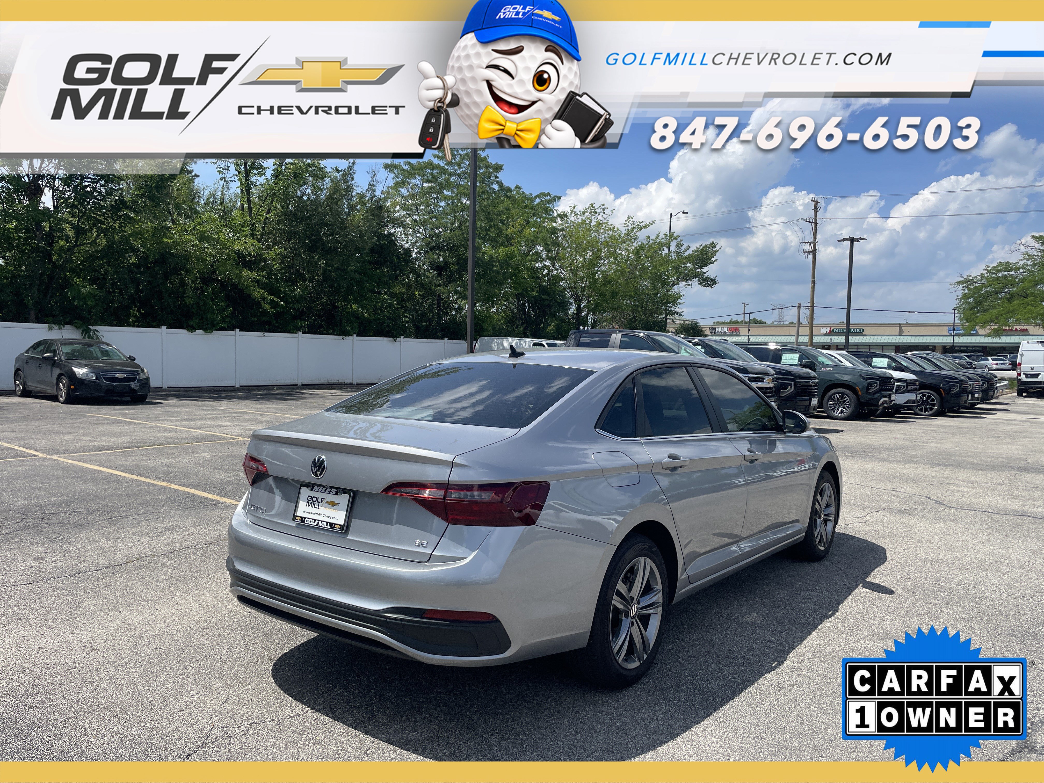 Used 2024 Volkswagen Jetta SE FWD image 7