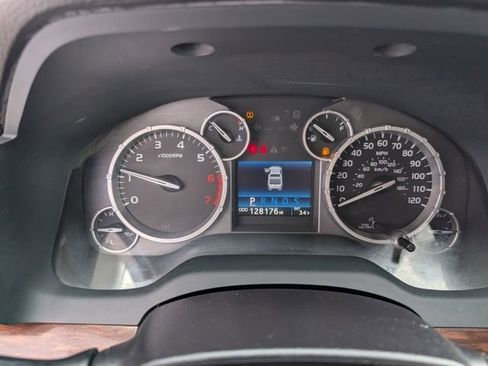 Used 2015 Toyota Tundra Limited image 10