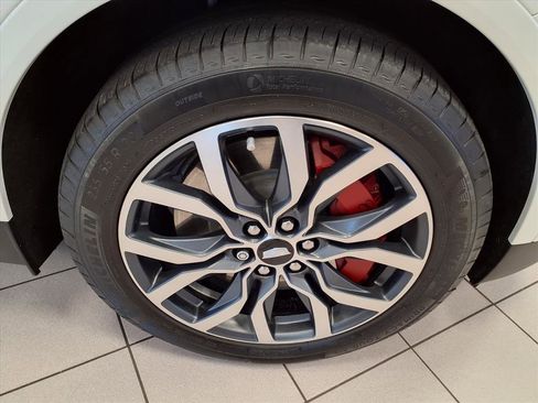 Certified 2023 Cadillac XT5 Sportv w/ Platinum Package image 8